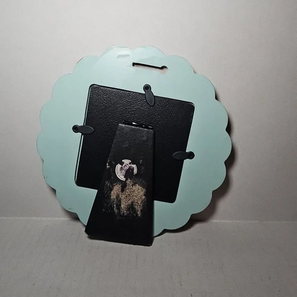 Boho Chic Layered, Scalloped, Round Picture Frame Bohemian Cottage